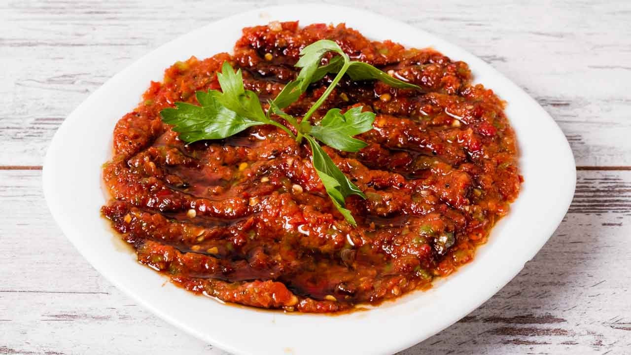 ACILI EZME (Spicy Ezme)